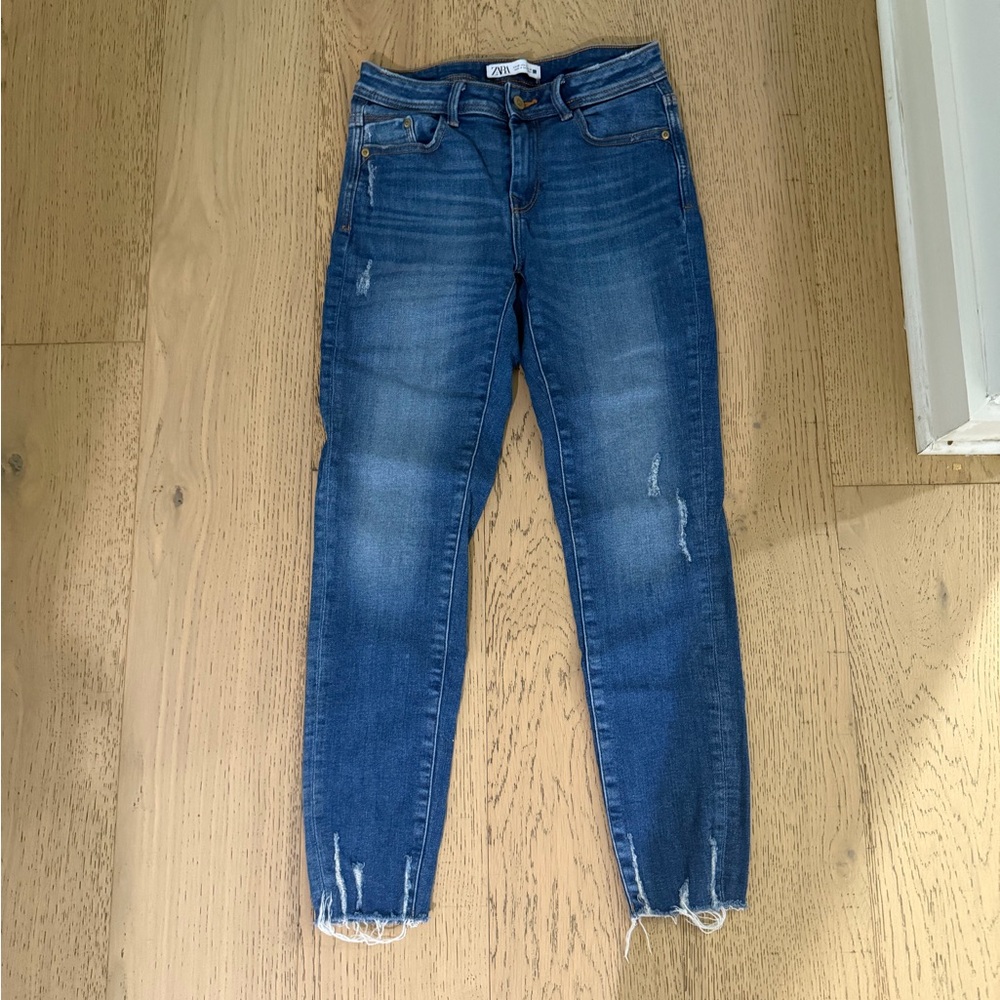 Zara Blue Distressed Ankle Jeans